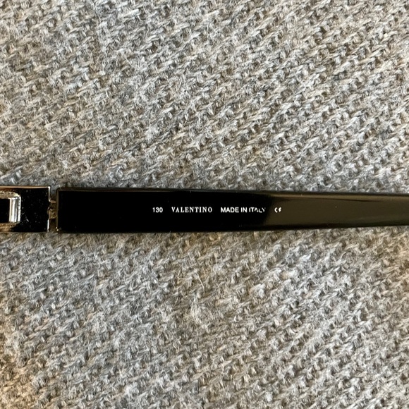 Valentino Glasses - Picture 10 of 11